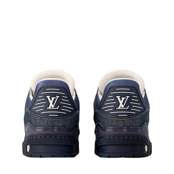 1AHT43
LV Trainer Sneaker Size 090 - Picture 3 of 4